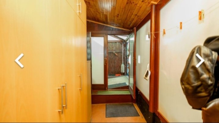 5 Bedroom Property for Sale in Brackenfell Central Western Cape